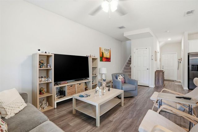 4997 AVALON PARK BOULEVARD, Wesley Chapel, FL 33545