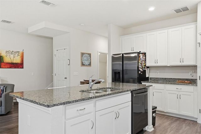 4997 AVALON PARK BOULEVARD, Wesley Chapel, FL 33545