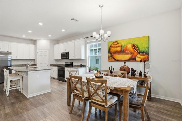 4997 AVALON PARK BOULEVARD, Wesley Chapel, FL 33545