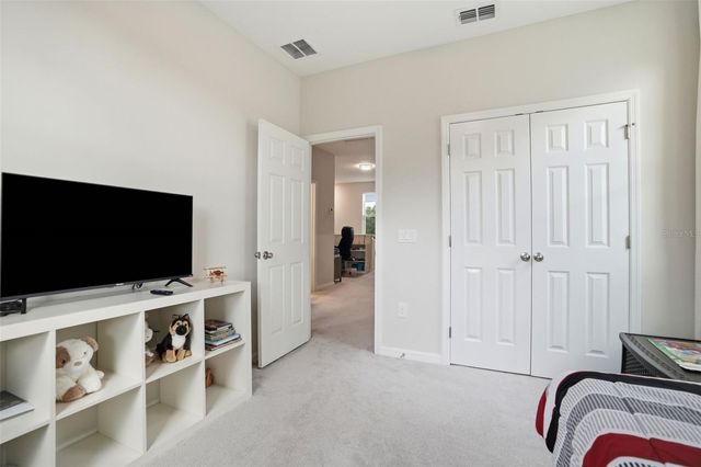 4997 AVALON PARK BOULEVARD, Wesley Chapel, FL 33545