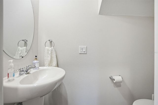 4997 AVALON PARK BOULEVARD, Wesley Chapel, FL 33545