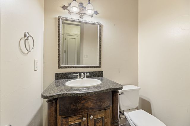 1025 Lady Lore Lane, Lewisville, TX 75056