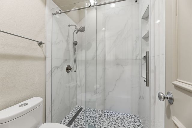 1025 Lady Lore Lane, Lewisville, TX 75056