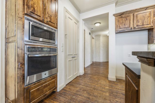 1025 Lady Lore Lane, Lewisville, TX 75056