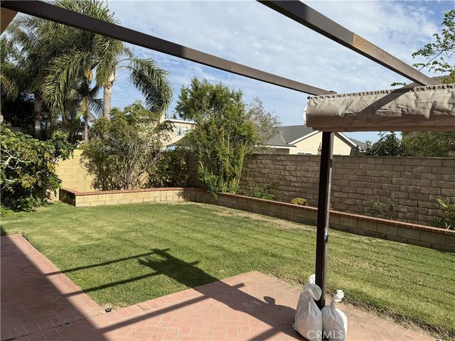 8552 Doremere, Huntington Beach, CA 92646