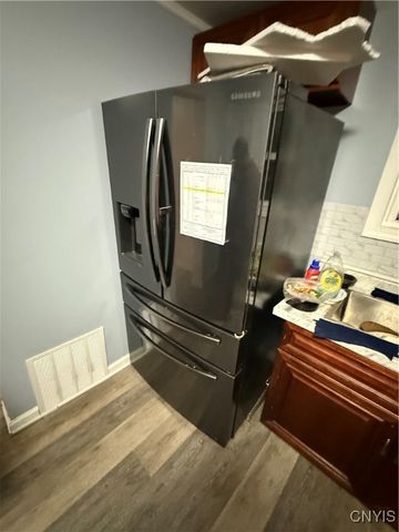 504 Eagle Street, Utica, NY 13501