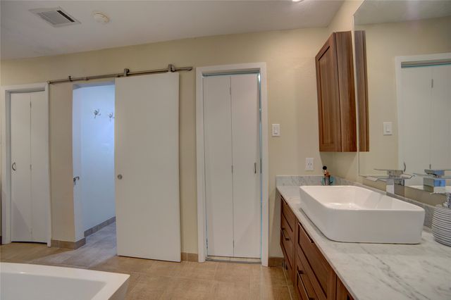 6822 Saint Anne Street, Dallas, TX 75248