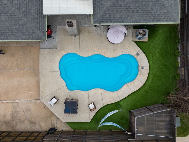 6822 Saint Anne Street, Dallas, TX 75248