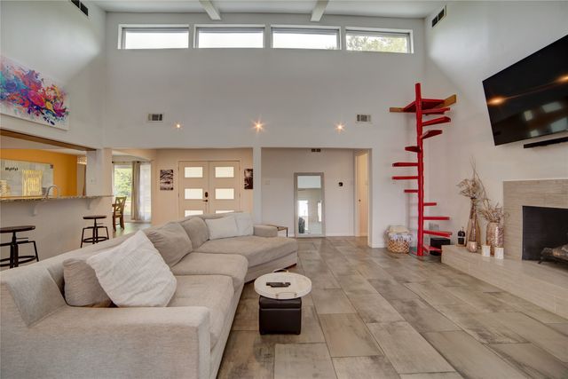 6822 Saint Anne Street, Dallas, TX 75248