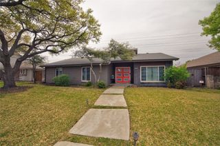 6822 Saint Anne Street, Dallas, TX 75248