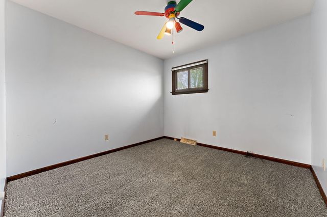 1532 N Woodlawn Place, Griffith, IN 46319