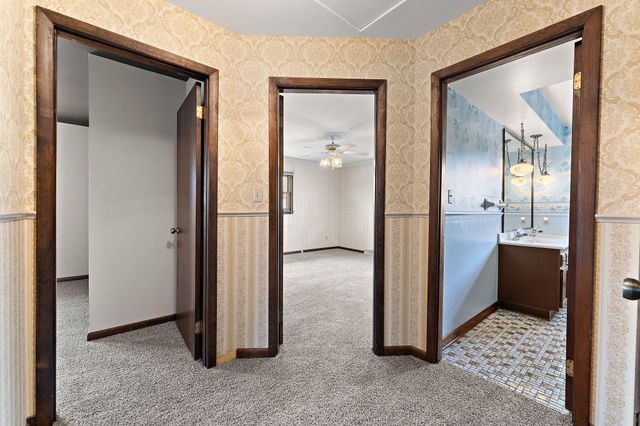 1532 N Woodlawn Place, Griffith, IN 46319