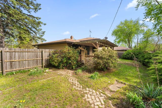 1532 N Woodlawn Place, Griffith, IN 46319