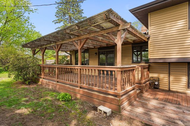 1532 N Woodlawn Place, Griffith, IN 46319