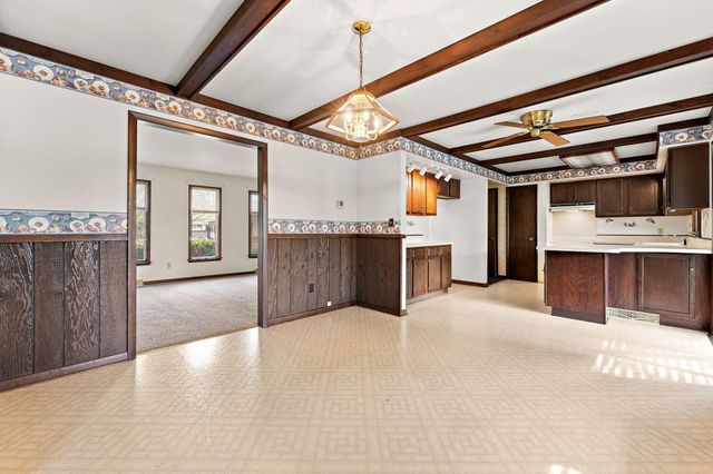 1532 N Woodlawn Place, Griffith, IN 46319