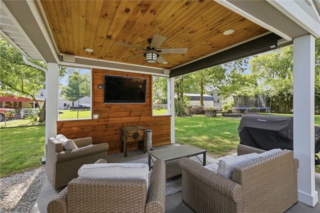 67 S Brown School Road, Vandalia, OH 45377