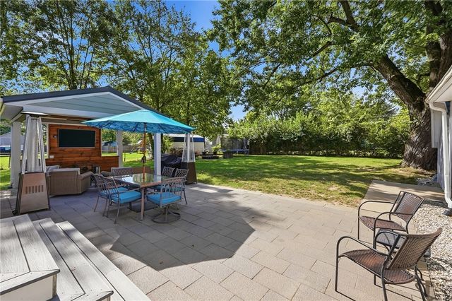 67 S Brown School Road, Vandalia, OH 45377