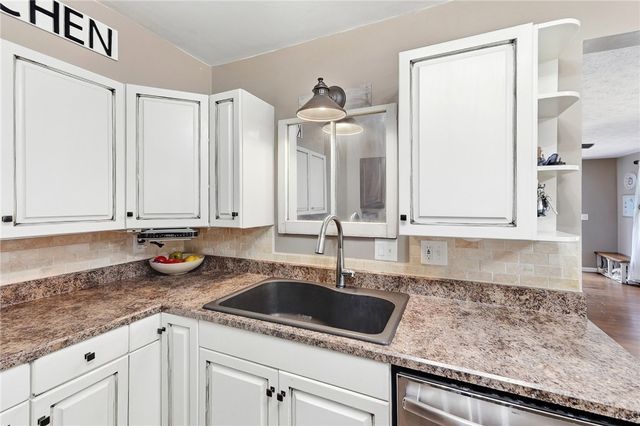 67 S Brown School Road, Vandalia, OH 45377