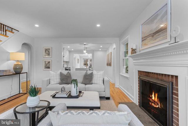 300 BARRY LN, Wallingford, PA 19086