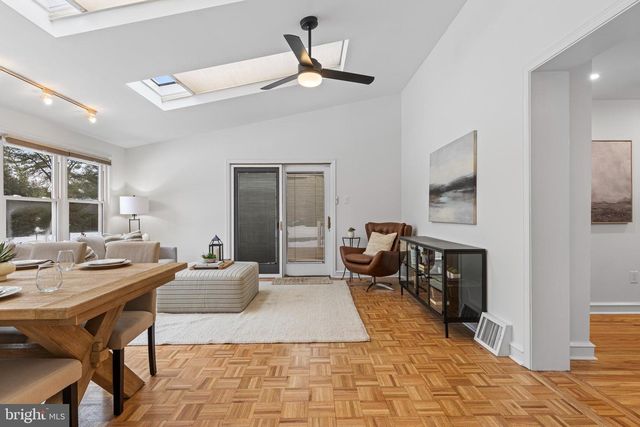 300 BARRY LN, Wallingford, PA 19086