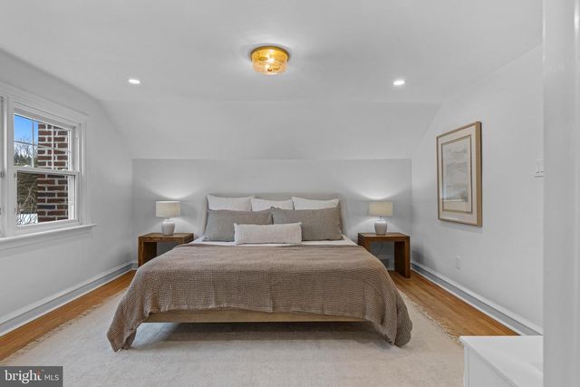 300 BARRY LN, Wallingford, PA 19086