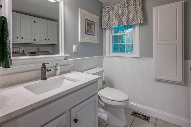 10 Melba Drive, Hudson, NH 03051