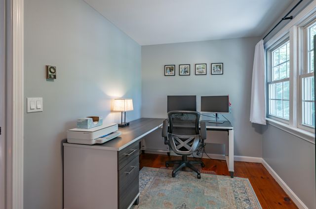 10 Melba Drive, Hudson, NH 03051