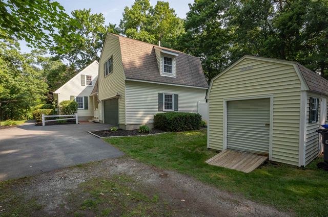 10 Melba Drive, Hudson, NH 03051