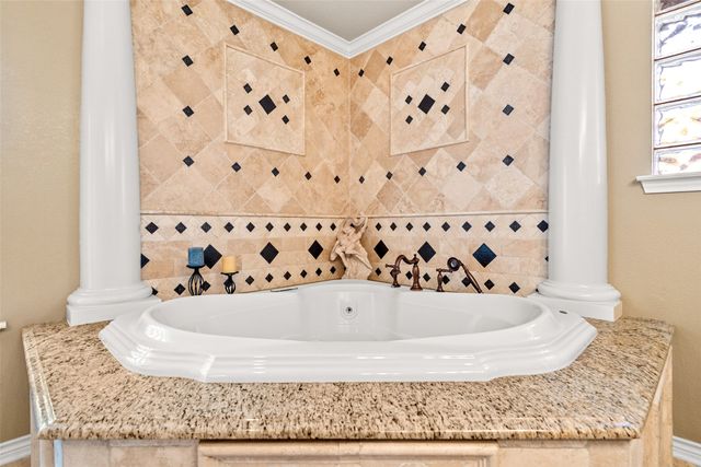 400 Hunters Ridge Circle, Coppell, TX 75019