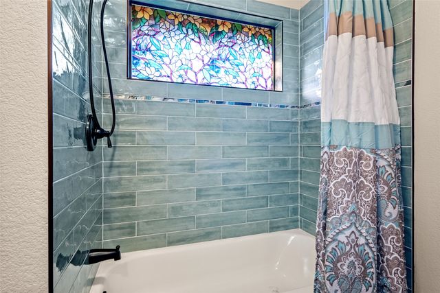 400 Hunters Ridge Circle, Coppell, TX 75019