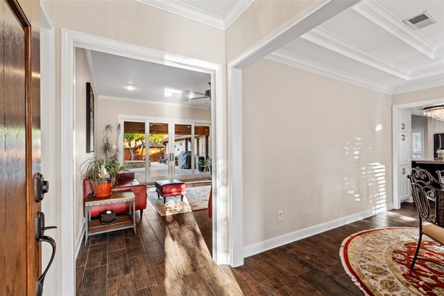 400 Hunters Ridge Circle, Coppell, TX 75019
