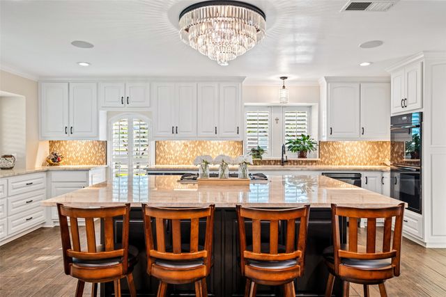 400 Hunters Ridge Circle, Coppell, TX 75019