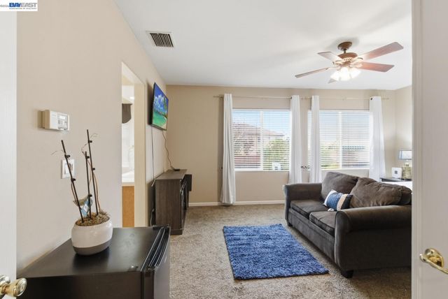 2076 Captalpa, Antioch, CA 94509