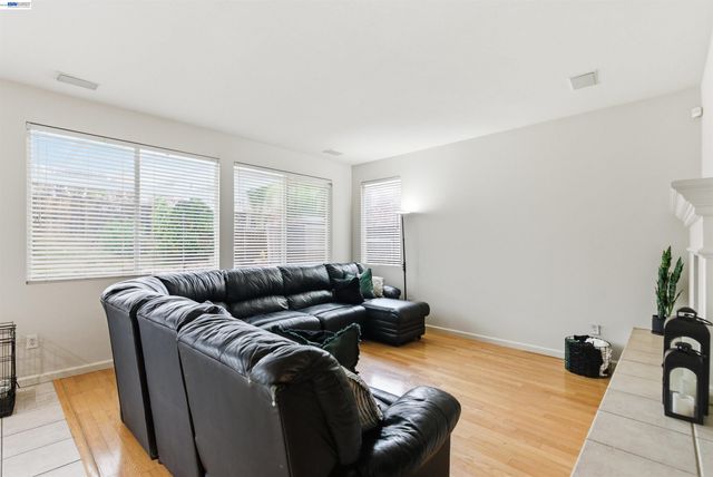 2076 Captalpa, Antioch, CA 94509