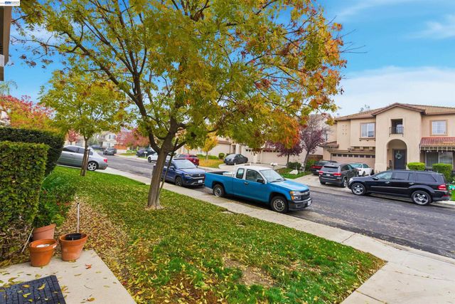 2076 Captalpa, Antioch, CA 94509