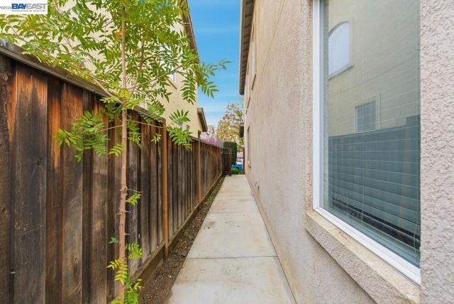 2076 Captalpa, Antioch, CA 94509