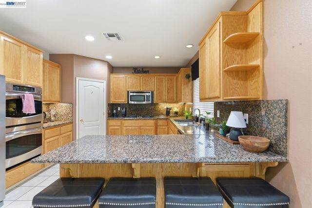 2076 Captalpa, Antioch, CA 94509