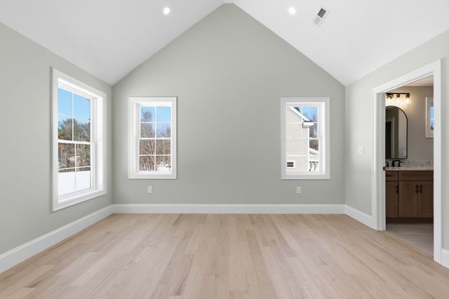 66 Parish Road 4, Georgetown, MA 01833