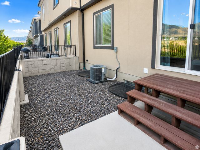 816 N OLD FORT DR, Spanish Fork, UT 84660