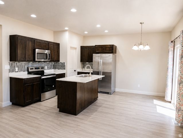 816 N OLD FORT DR, Spanish Fork, UT 84660