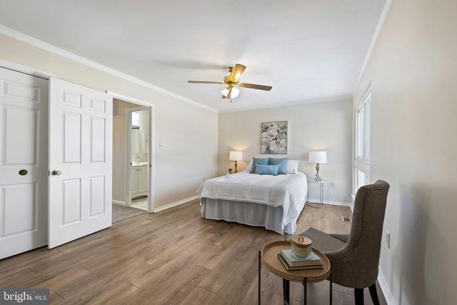 2004 CAMBRIDGE DR, Crofton, MD 21114