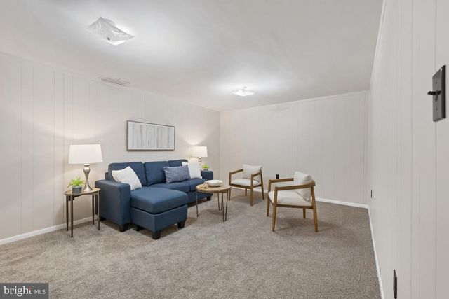 2004 CAMBRIDGE DR, Crofton, MD 21114