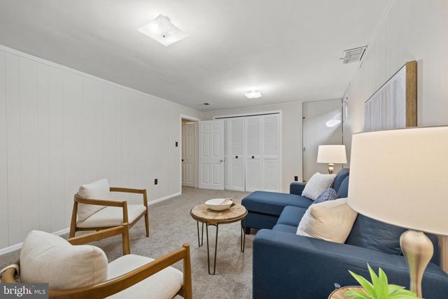 2004 CAMBRIDGE DR, Crofton, MD 21114