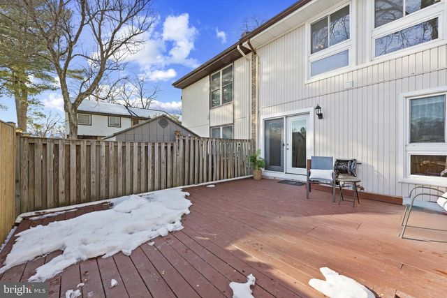 2004 CAMBRIDGE DR, Crofton, MD 21114