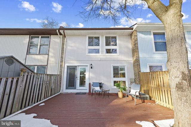 2004 CAMBRIDGE DR, Crofton, MD 21114