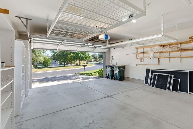 537 Salt Creek LN, Georgetown, TX 78633