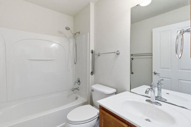 537 Salt Creek LN, Georgetown, TX 78633