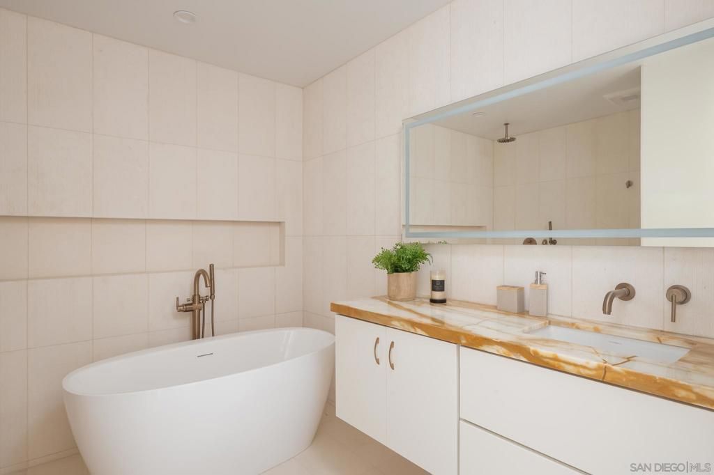 4007 Canario E, Carlsbad, CA 92008 — photo 5