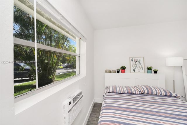 770 NE 123rd Street 24, North Miami, FL 33161