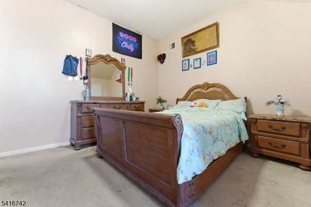 44 Prospect St, East Orange City, NJ 07017